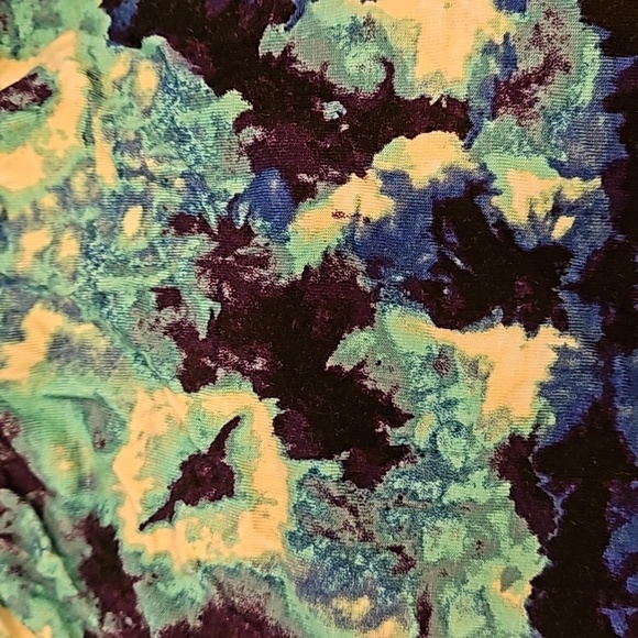 💕VERONICA M💕 Halter Top ~ Tie Dye Print Medium - Picture 3 of 6